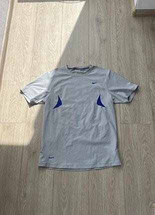 Футболка nike