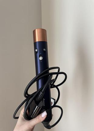 Dyson airwrap
