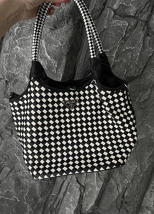 Сумка в стилі prada 4