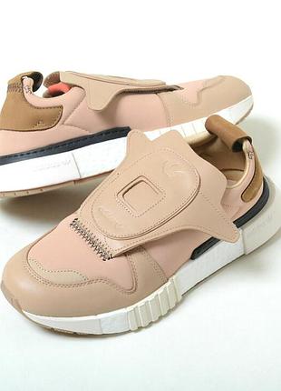 Кросівки adidas futurepacer in ‘pale nude’ 
st pale nude/ core black/ rawamb