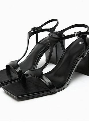 Классные черные босоножки на устойчивом каблуке zara 
⚡⚡⚡⚡⚡⚡⚡⚡⚡⚡⚡⚡⚡⚡⚡⚡⚡⚡