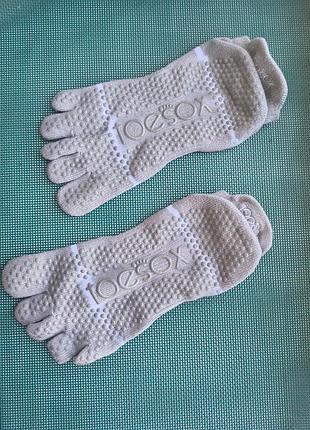 Шкарпетки для йоги toesox full toe ankle grip ciao