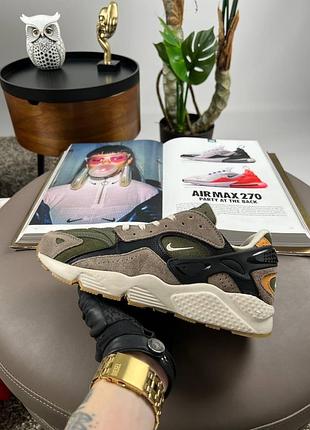 Nike air huarache brown khaki