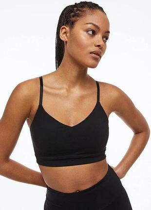 Чорний спортивний топ h&m sport