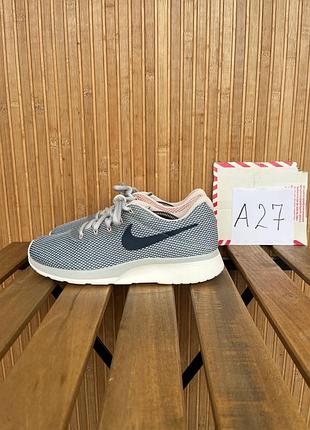 Кроссовки nike tanjun racer
