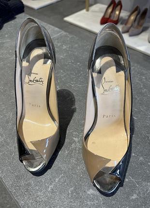 Туфлі лакові оригінал christian louboutin нові
