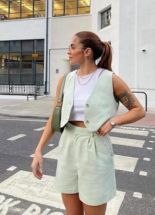Классные светлые шорты бермуды из смесового льна zara
🤩🤩🤩🤩🤩🤩🤩🤩🤩🤩🤩