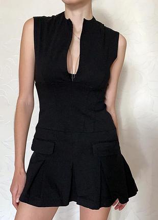 Чорна коротка тенісна сукня boohoo