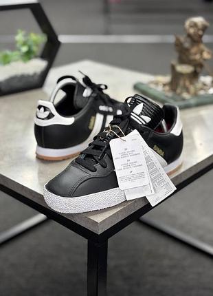 Оригінальні кросівки adidas samba