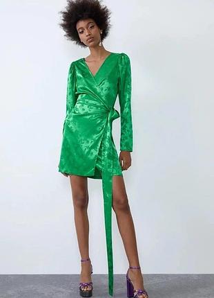 Коротке літнє плаття на запах zara