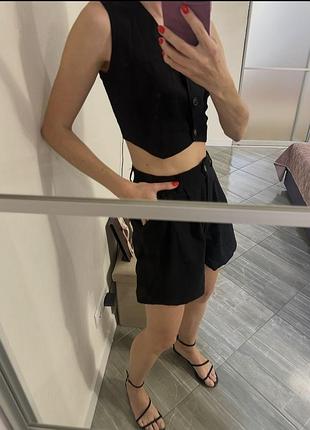 Лянний костюм бренду lavmar