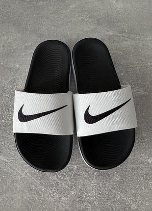 Шльопанці nike
