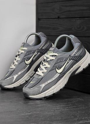 Мужские кроссовки найк стильные повседневные nike initiator 41