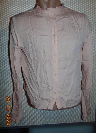 Стильная фирменная нарядная блузка рубашка бренд .bershka бершка .xs-s.