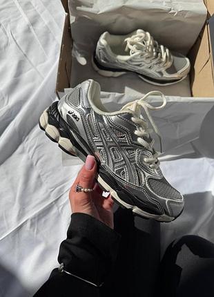 Женские кроссовки асикс гел нус asics gel nyc silver metallic 37 39