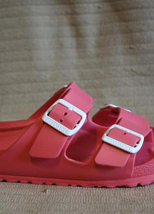 Насыщенно розовые легчайшие фирменные шлепанцы birkenstock arizona eva 38 р. ( 24,5/25 см.)