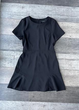 Лаконічна чорна міні міді сукня з короткими рукавами topshop