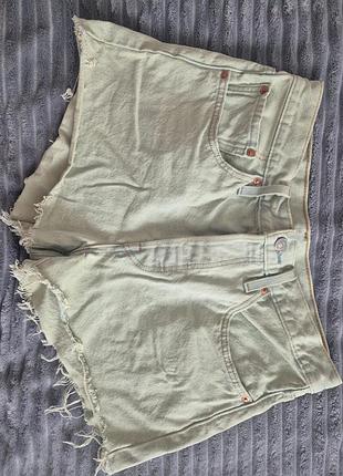 Шорты от levis