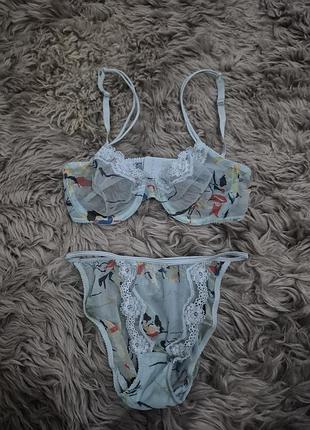 Комплект нижнего белья calvin klein