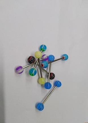 Серебристая серьга пирсинг штанга