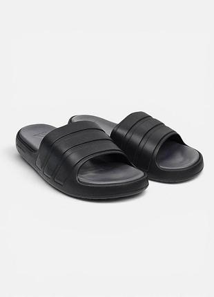 Чоловічі чорні шльопанці, капці adidas adilette flow black х адідас 40