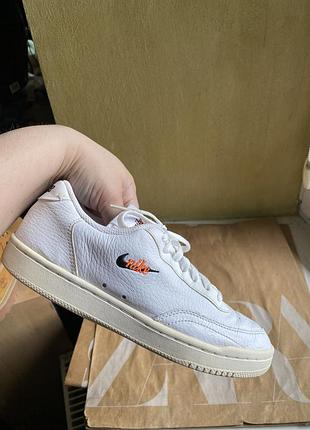 Кроссовки nike court vintage 37,5 размер кожа
