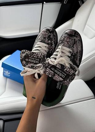 Жіночі чорно-білі кросівки adidas samba wales bonner pony "scales" x самба 39