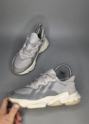 Женские кроссовки adidas ozweego