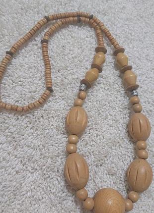 Подвеска из натурального дерева.