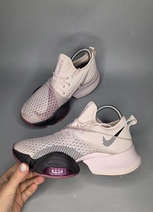 Женские кроссовки для тренировок nike air zoom superrep