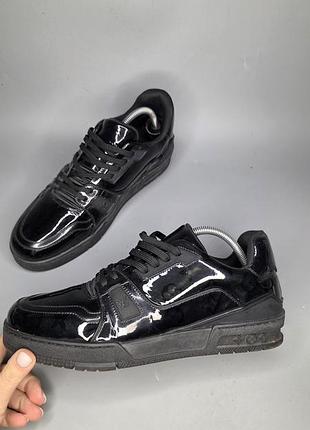 Мужские кроссовки лаковая модель louis vuitton lv trainer