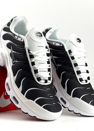 Кросівки жіночі nike air max tn plus black/white 36
