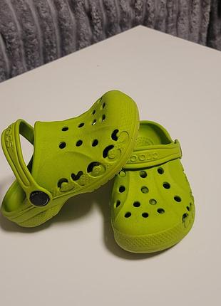 Crocs,розмір 6с7 (24).