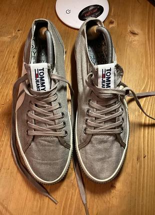 Tommy hilfiger jeans tj urban textile sneaker 📏 розмір: eu 43 / us 10 / 27,5 см