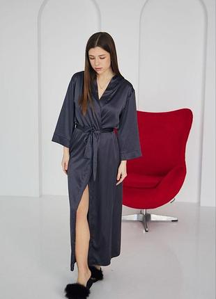 Женский длинный шелковый халат р.s,m,l,xl.