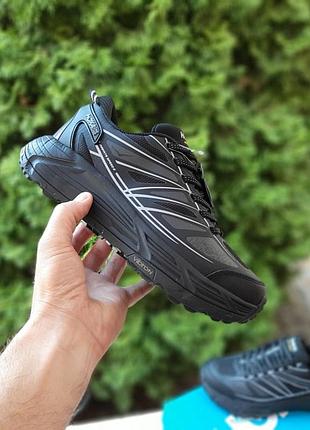 Чоловічі зимові термо кросівки hoka mafate speed 2 чорні з білим теплі хока на горетекс на зиму 44(28см)