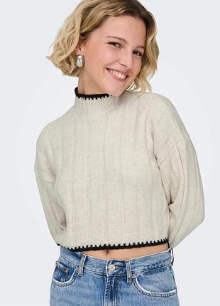 Светр жіночий укорочений oversize в'язаний only молочний