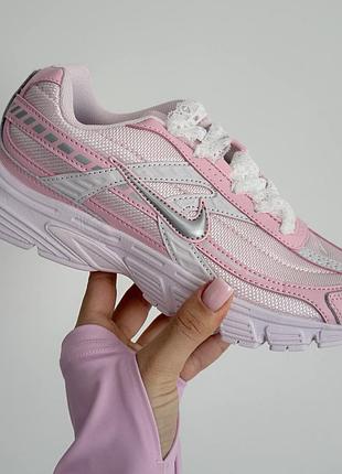 Кроссовки женские nike iniator 37