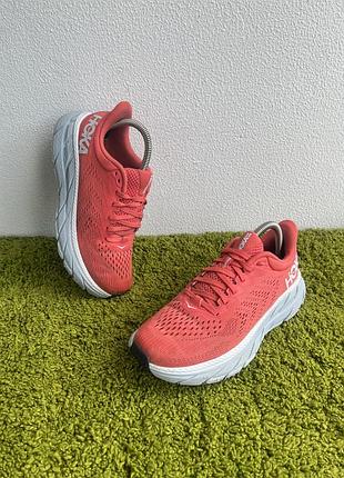 Кросівки жіночі hoka