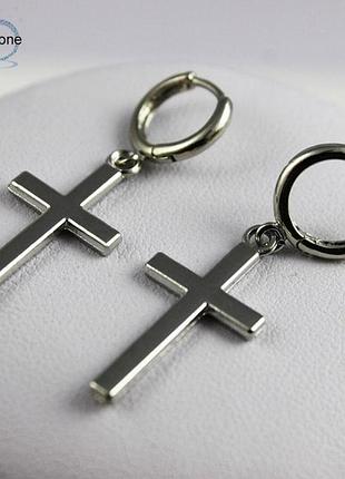 Сріблясті сережки у вигляді хрестів