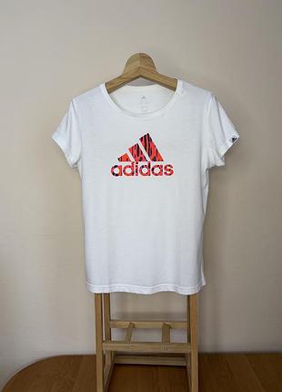 Adidas   футболка жіноча  розмір l