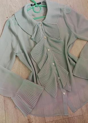 Нежная блуза от zara.
