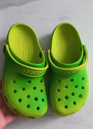 Жіночі крокси crocs m4/w6
