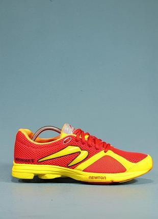 Newton distance
 41 гг
  26 см длина по стельке 
  650  грн стан на 5 
   суперлегкая пара