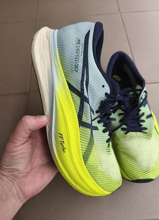 Бігові кросівки asics