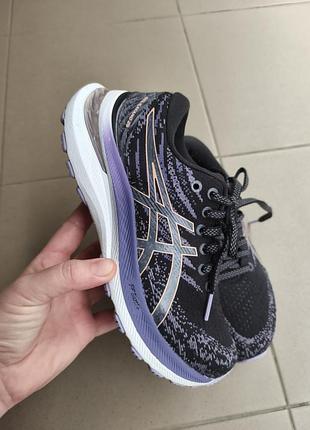 Оригинальные кроссовки asics