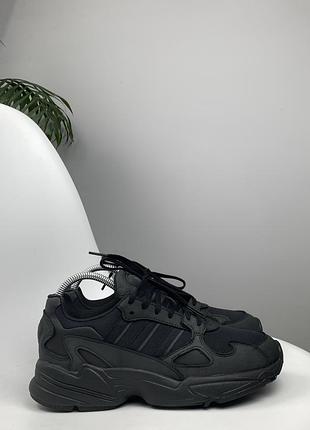 Оригінальні кросівки adidas falcon originals розмір 38.5 устілка 24