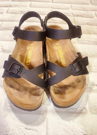 Сандалі босоніжки birkenstock