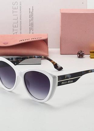 Жіночі сонцезахисні брендові окуляри miu 2778 white