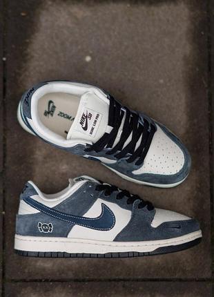 Sb dunk low x kaws white blue 36-45